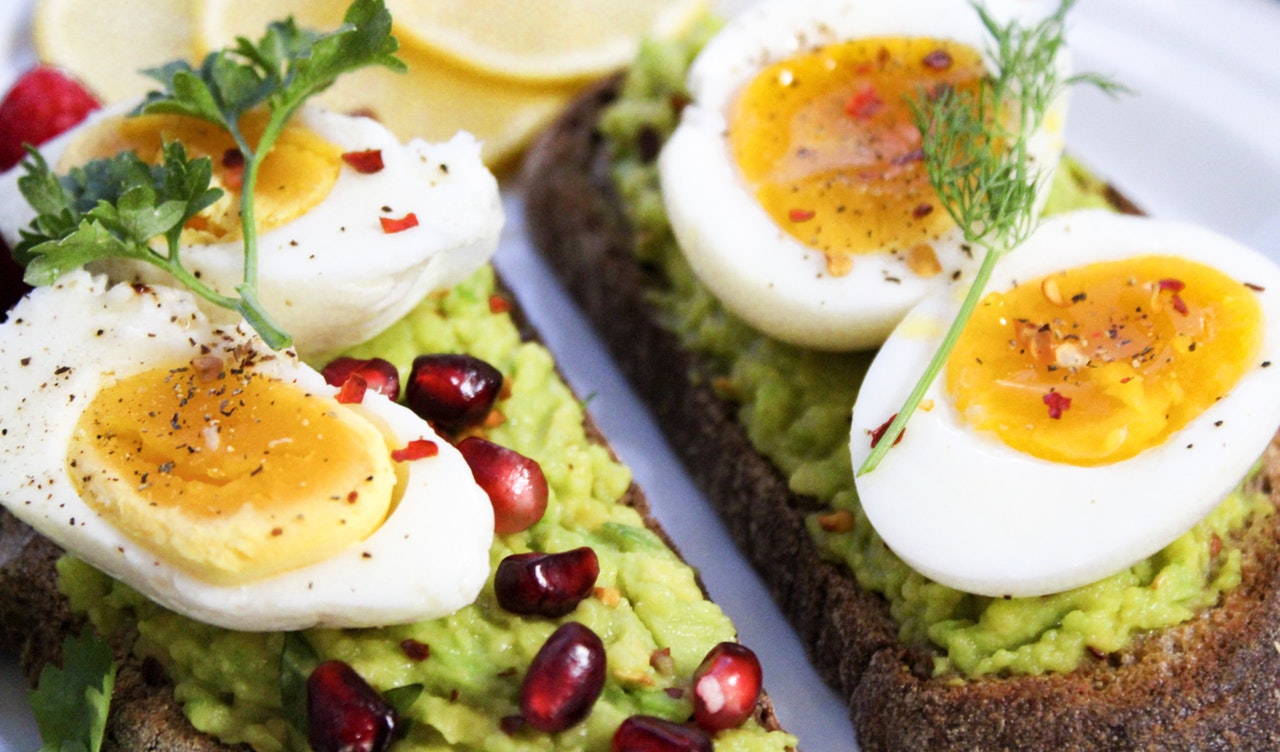 Ganze Eier essen oder nur das Eiklar? - Fit mit gesunden Nährstoffen